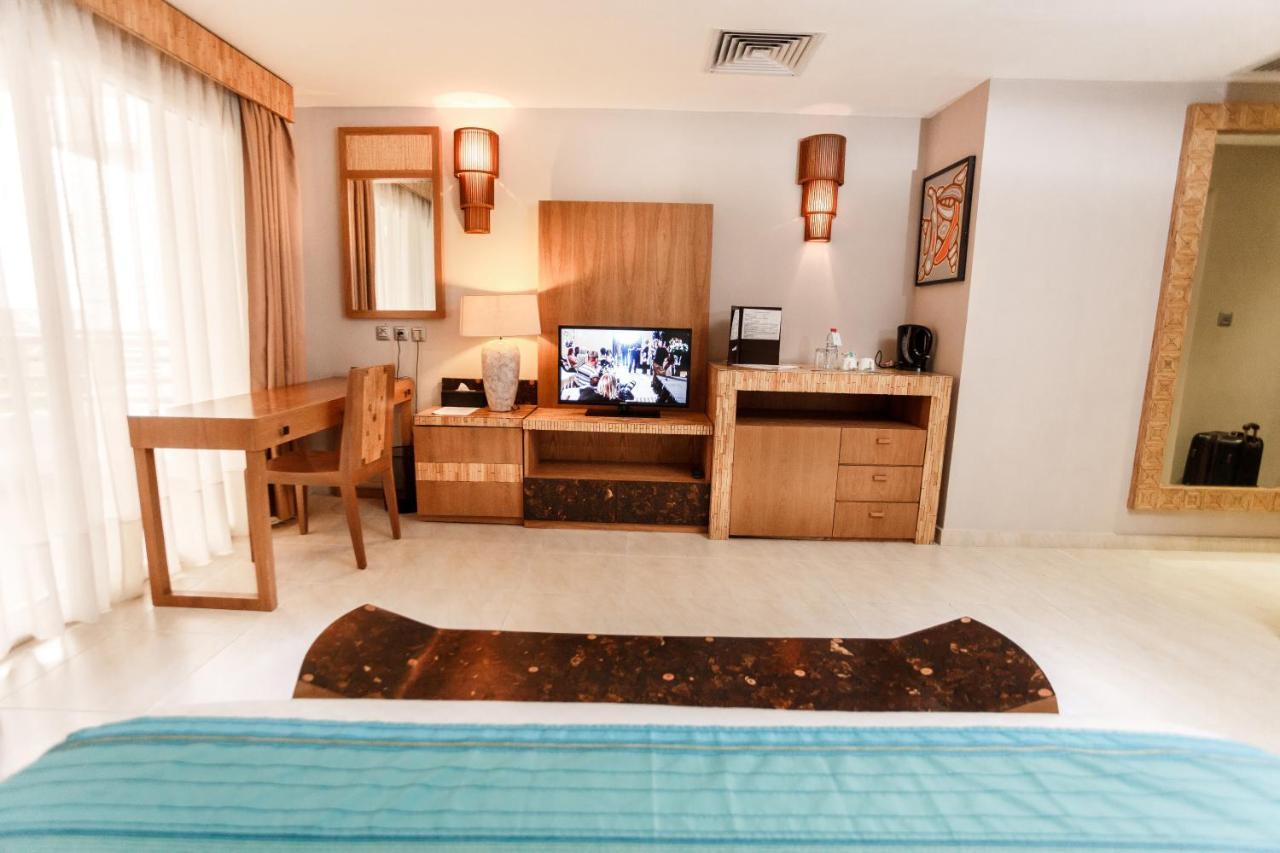 Calypso Hotel Toamasina Exterior photo